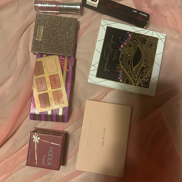 $50 high end makeup bundle - Picture 2 of 2